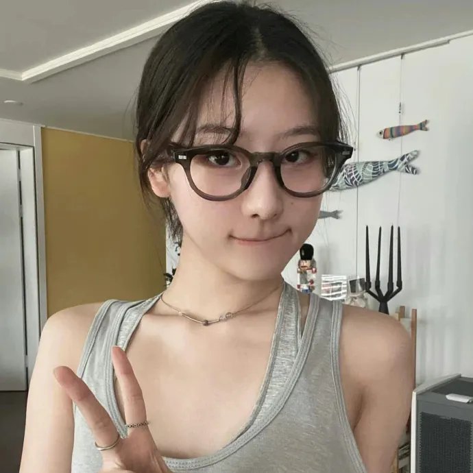 她不见了